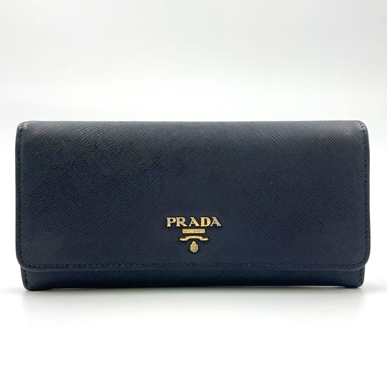 美品✨プラダ♡マルチカラーフラップ長財布　サフィアーノ　ゴールド金具　ブルー PRADA サフィアーノ マルチカラー 長財布 レザー ブラック 財布