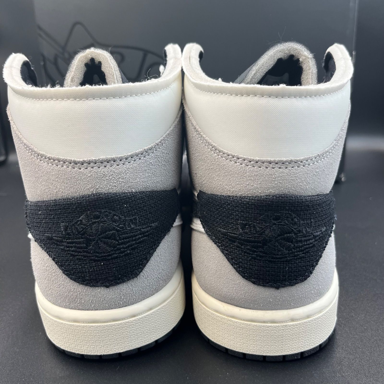 エアジョーダン1 ミッドグレー Amazon | NIKE エア ジョーダン 1 ミッド SE クラフト AIR