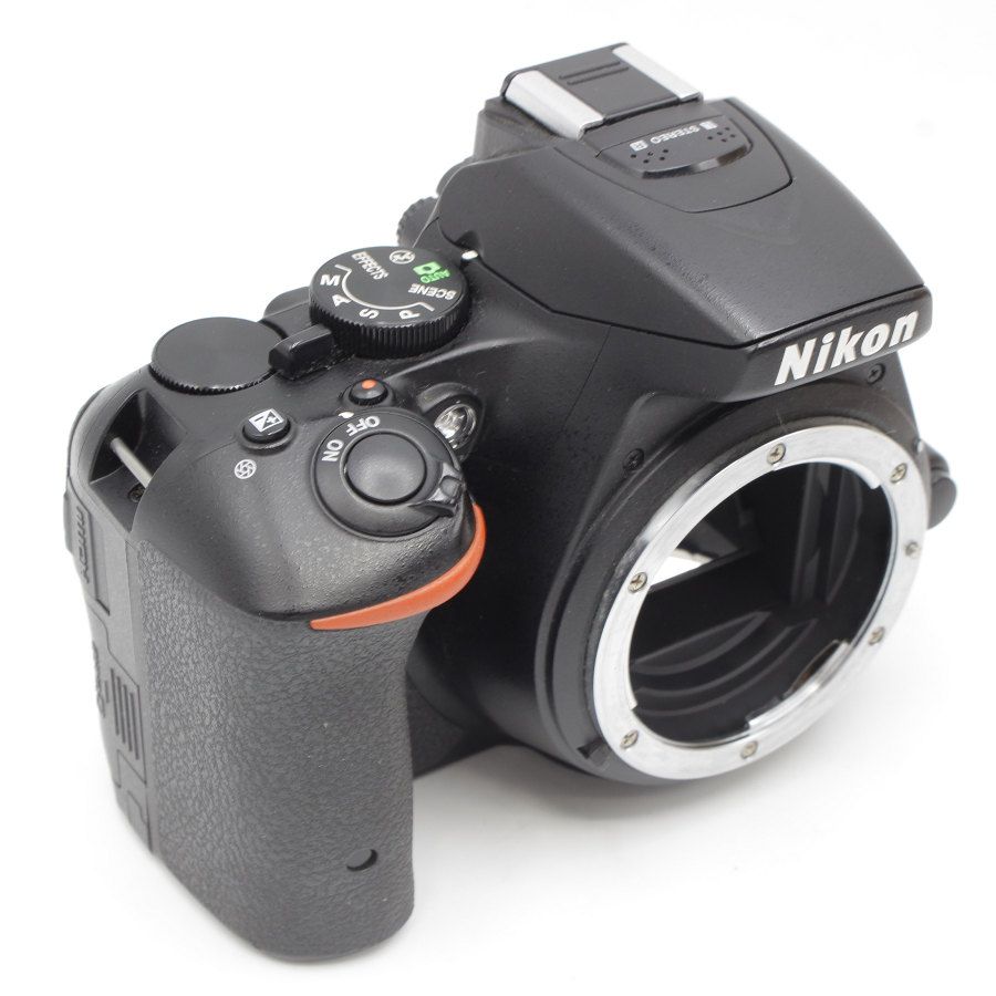 Nikon D5500 ダブルズームキット 予備バッテリー付き ブラック 