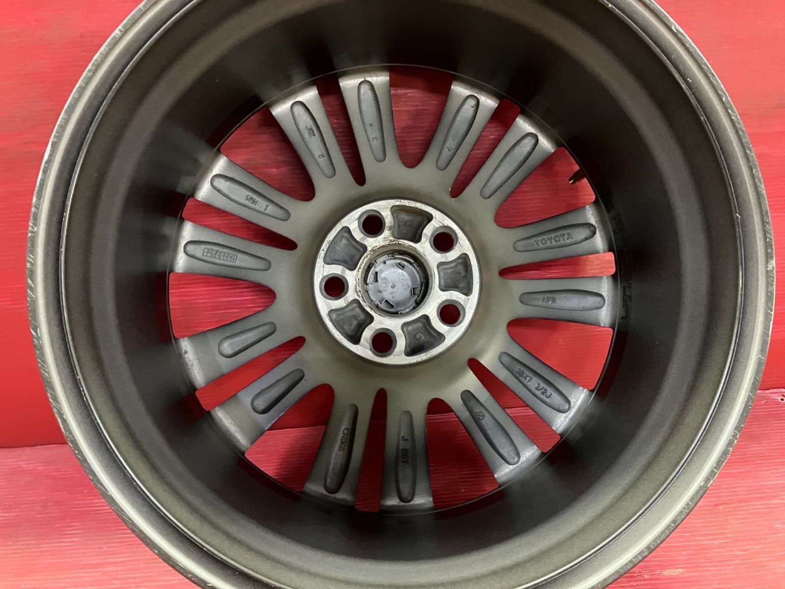 トヨタハリアー60系純正アルミ4本セット 中古ホイール[18x7.5+45