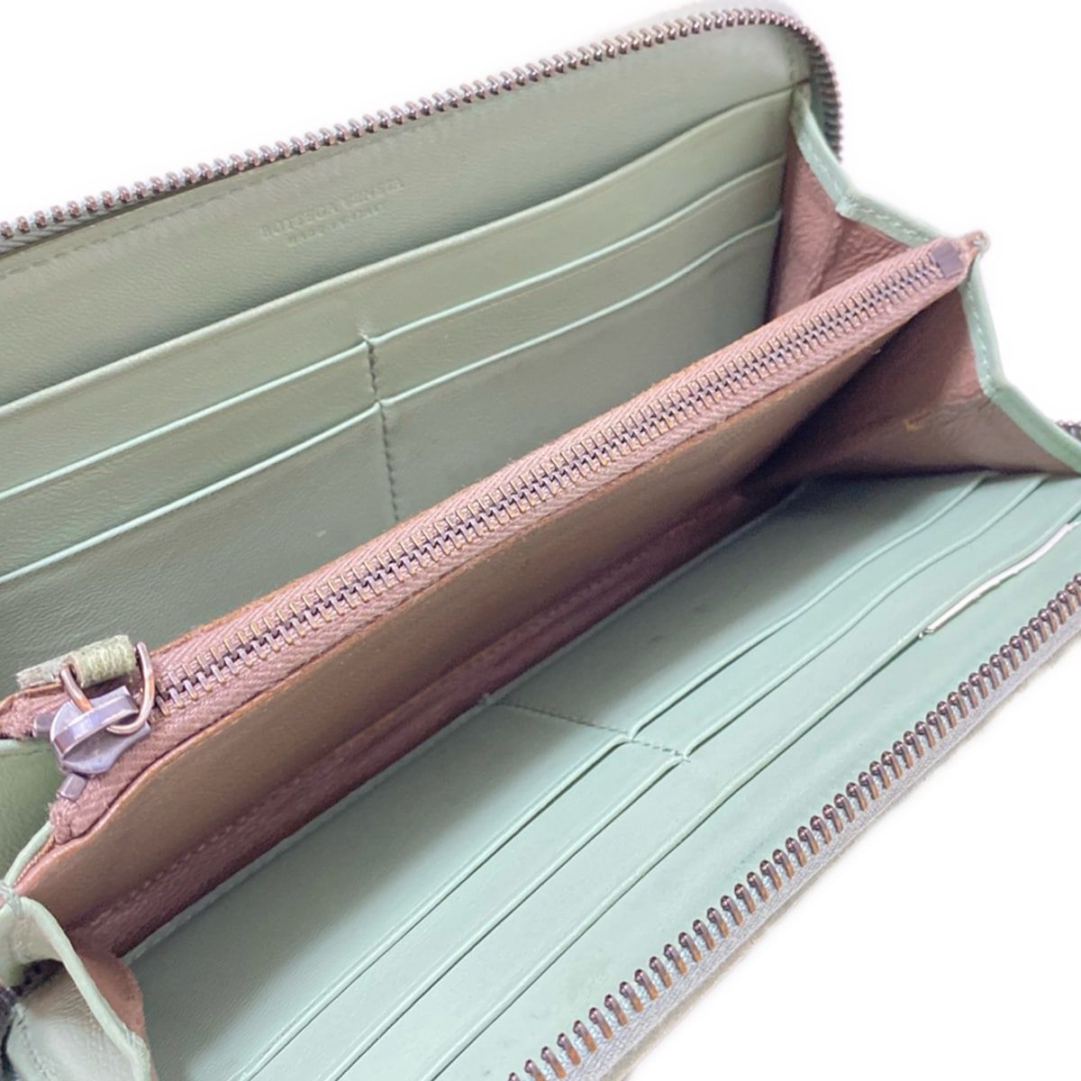 綺麗 ボッテガヴェネタ編み込み長財布パイソン蛇 希少 綺麗 ボッテガ