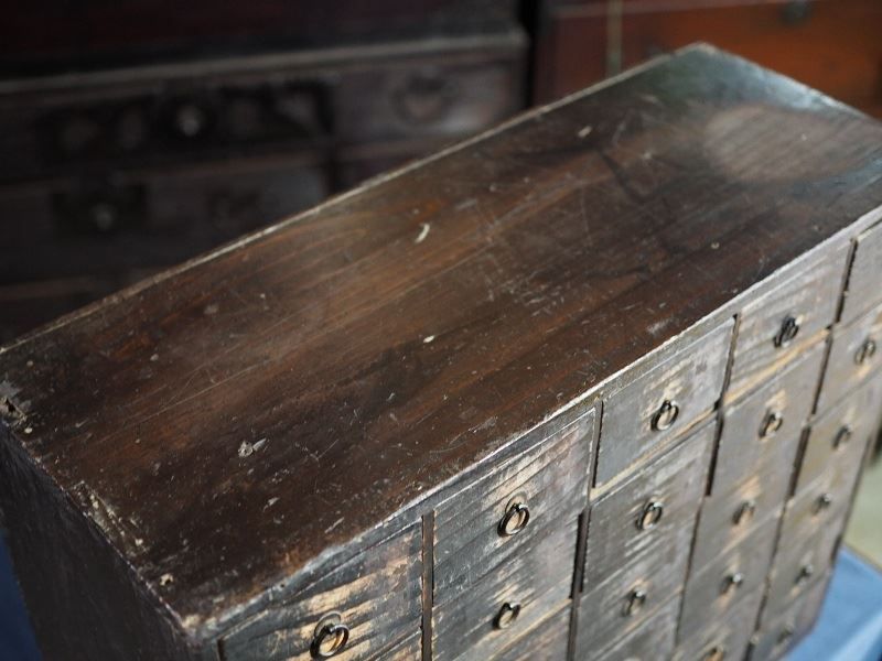 ３０杯抽斗箪笥