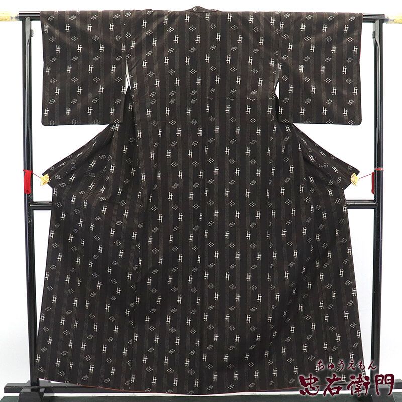 未使用 しつけ糸なし】 正絹 単衣 紬 琉球絣 グレー 琉球絣