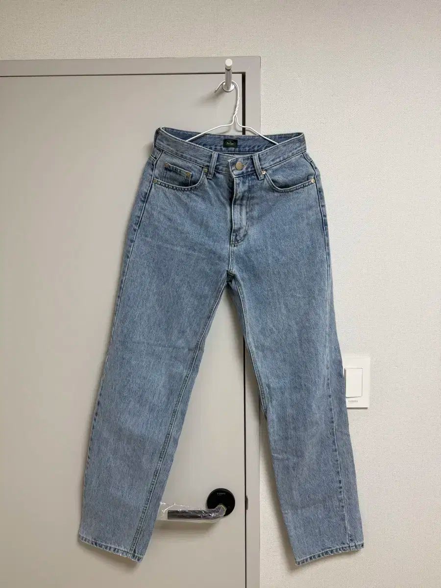 The Barnnetデニムパンツジーンズthe barnnet【SALE】 新品 The Barnnet(ザ・バーネット) デニム パンツ ズボン - メルカリ