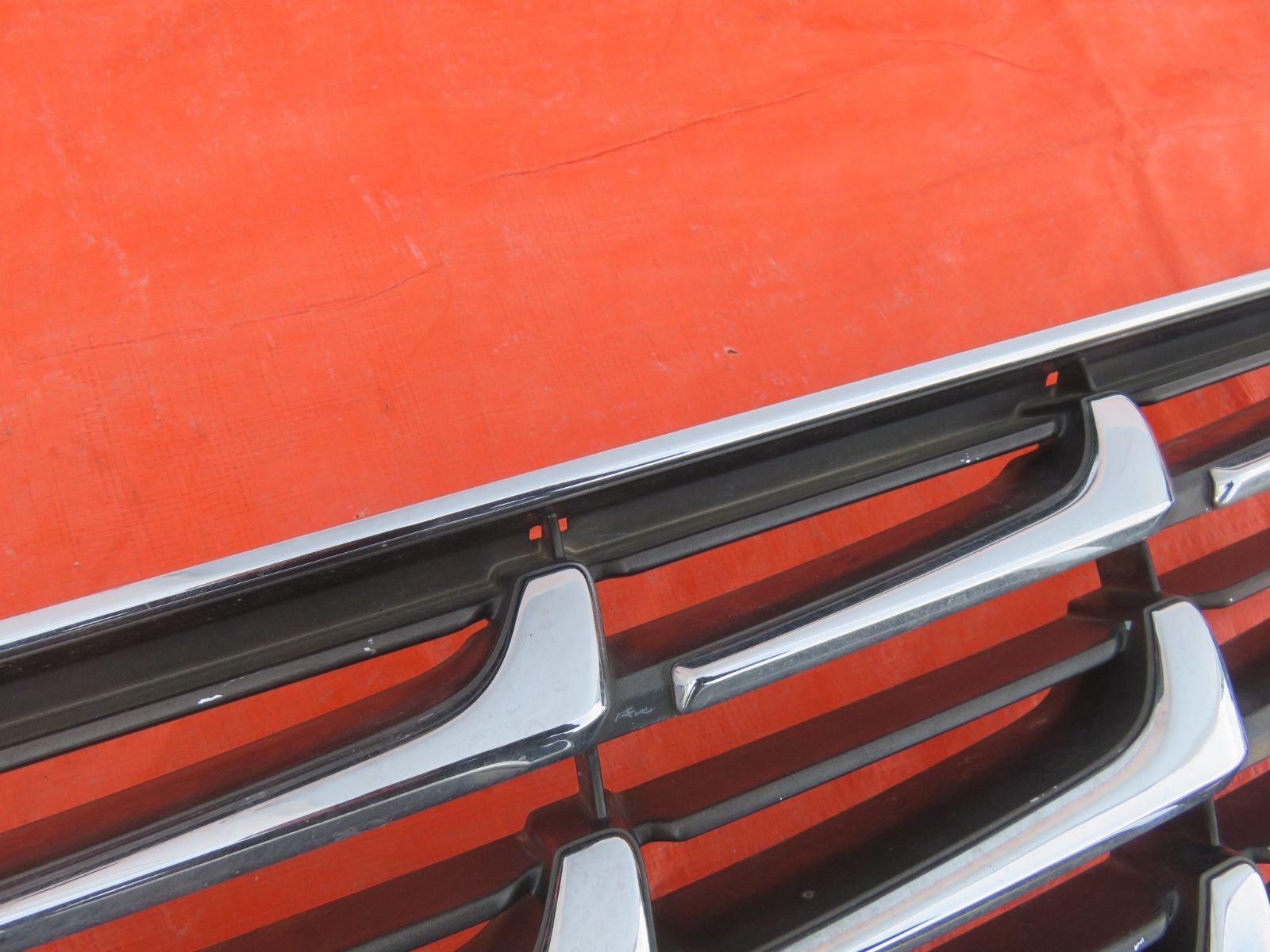 □トヨタ グランビア VCH16W フロントグリル□グリル Sekaimen 世界門