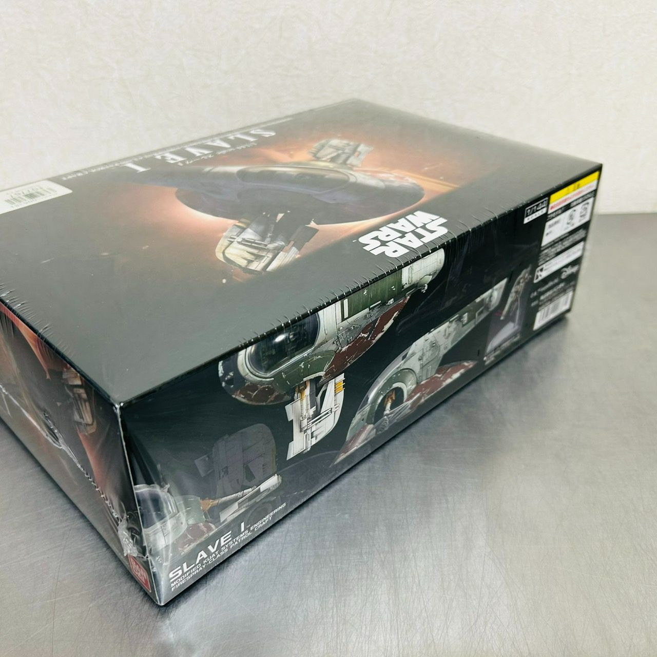 スターウォーズ 1/144 スケール スレーヴ I プラモデル