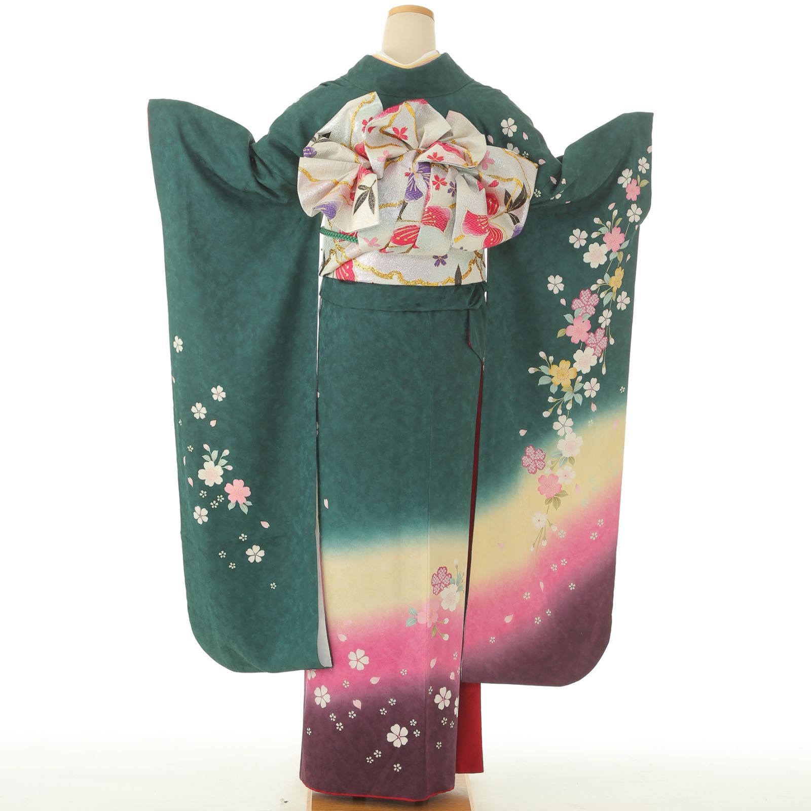 【美品　正絹お振袖　7点フルセット　M～Lサイズ　白系　蝶　】 楽天市場】[7万円均一SALE]【成人式 振袖 レンタル】RS729 正絹