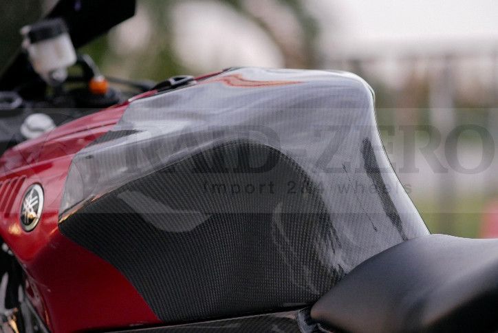 MXカーボン YZF-R7 タンクカバー GP 受注製造