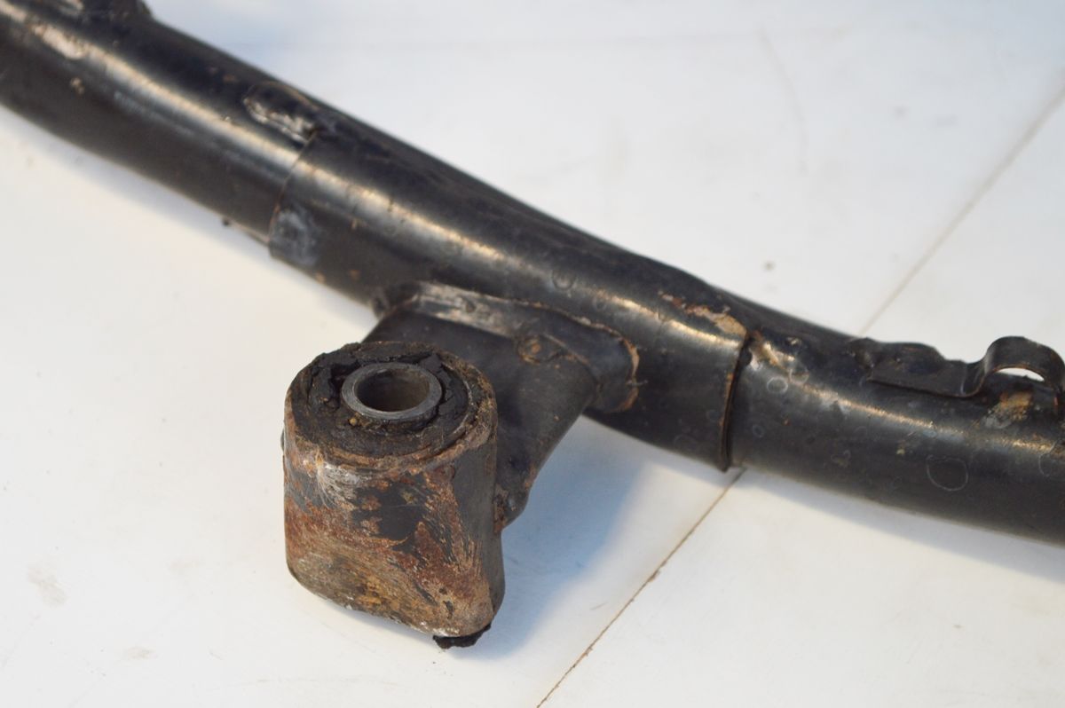 SUZUKI RG250E / X7スズキ フレーム書付き難あり 中古品 当時物 純正品