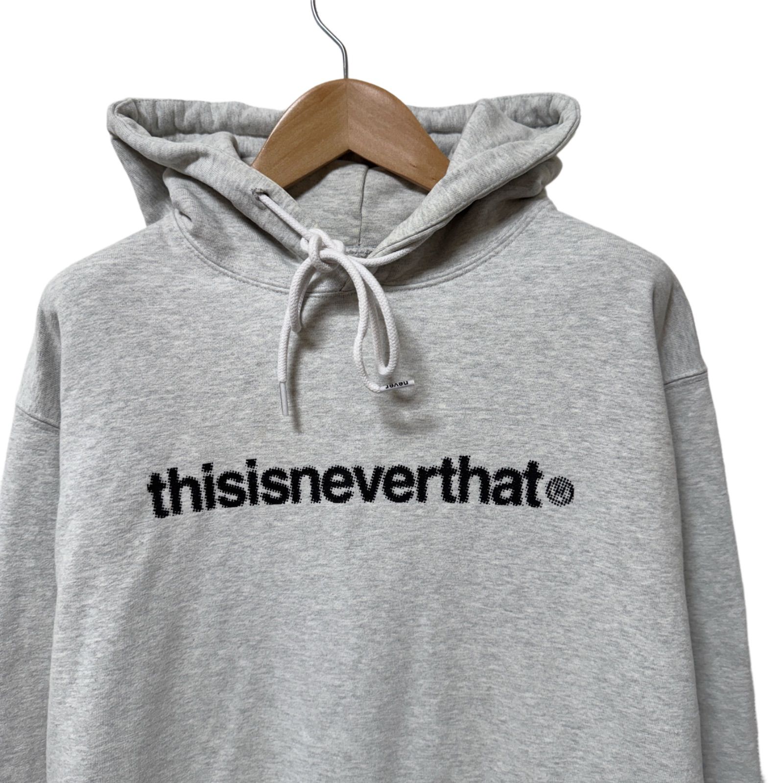 Thisisneverthat ネバーザット パーカー フーディー 古着 刺繍 thisisneverthat パーカー フーディ 刺繍口ゴ レッド ストリート