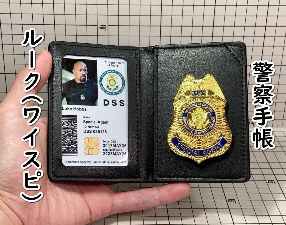 すぐ発送 コスプレ用 警察手帳レプリカ 黒色 警察手帳レプリカ 撮影用