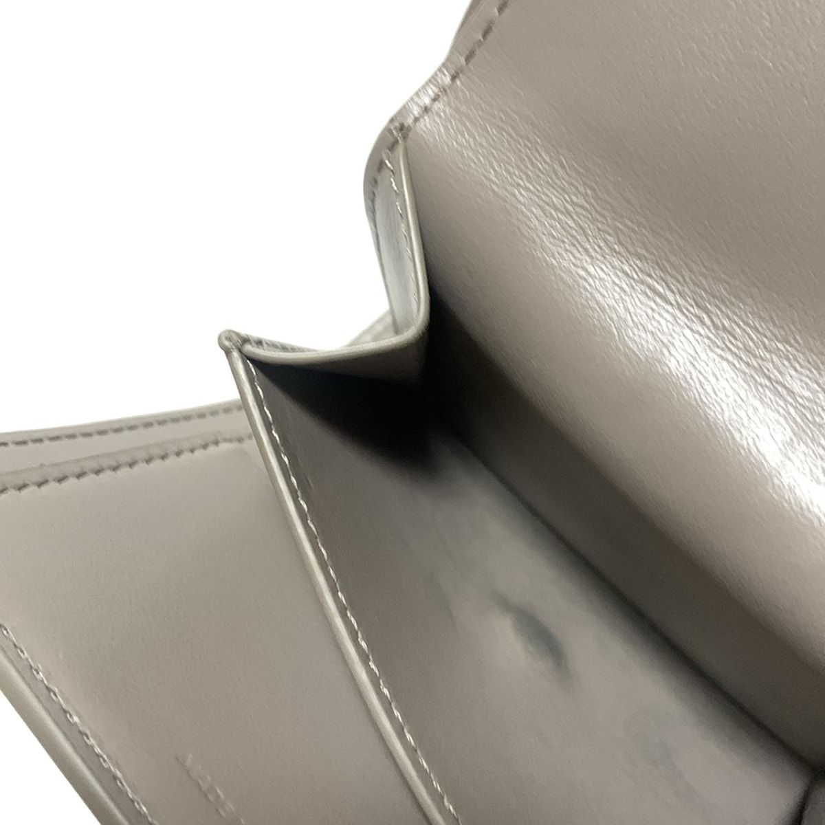 お値下げしました！CELINE 三つ折り財布 ベージュ CELINE セリーヌ 三つ折り財布(小銭入れあり) トリオンフ