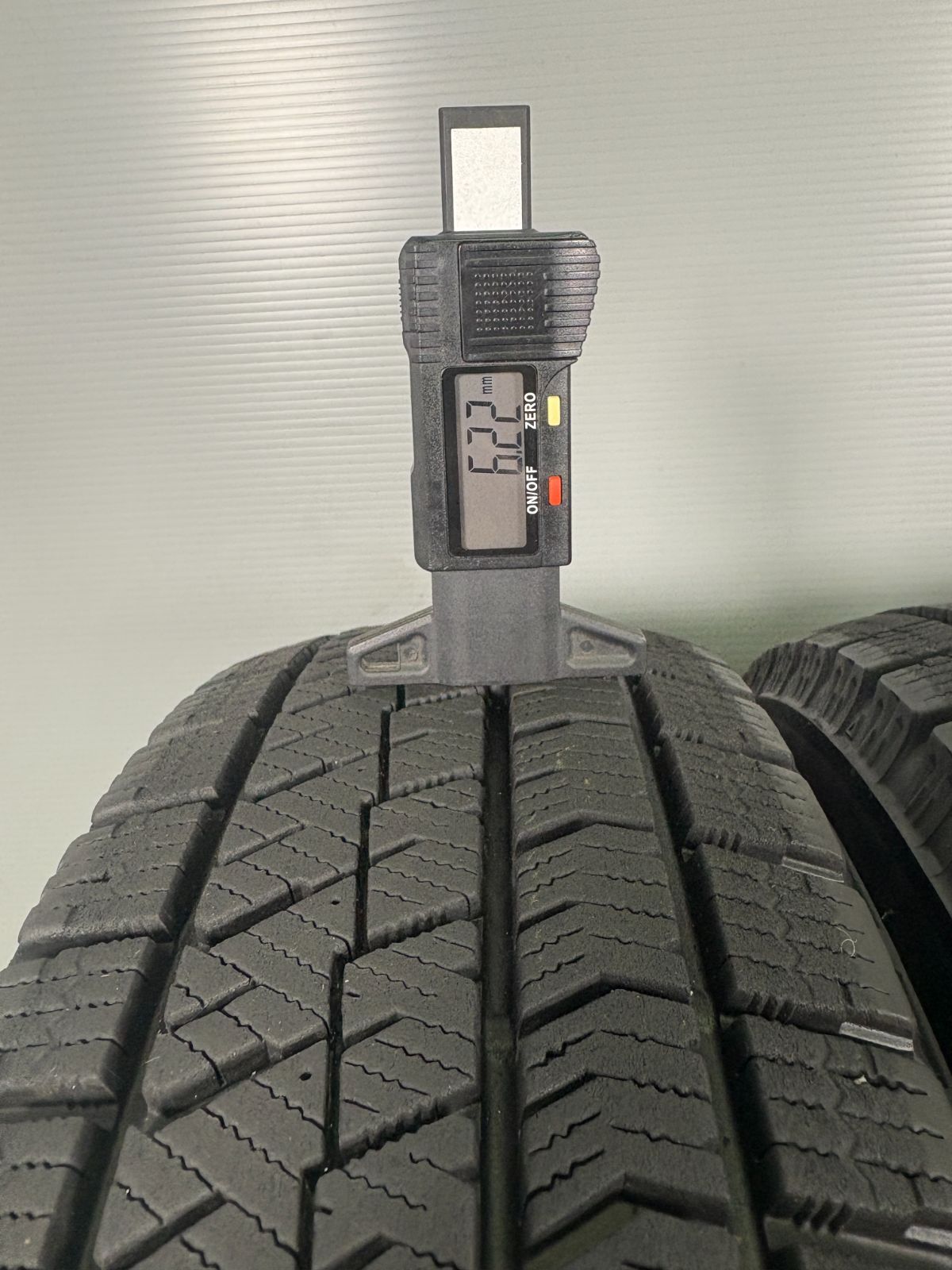 スタッドレス TA625