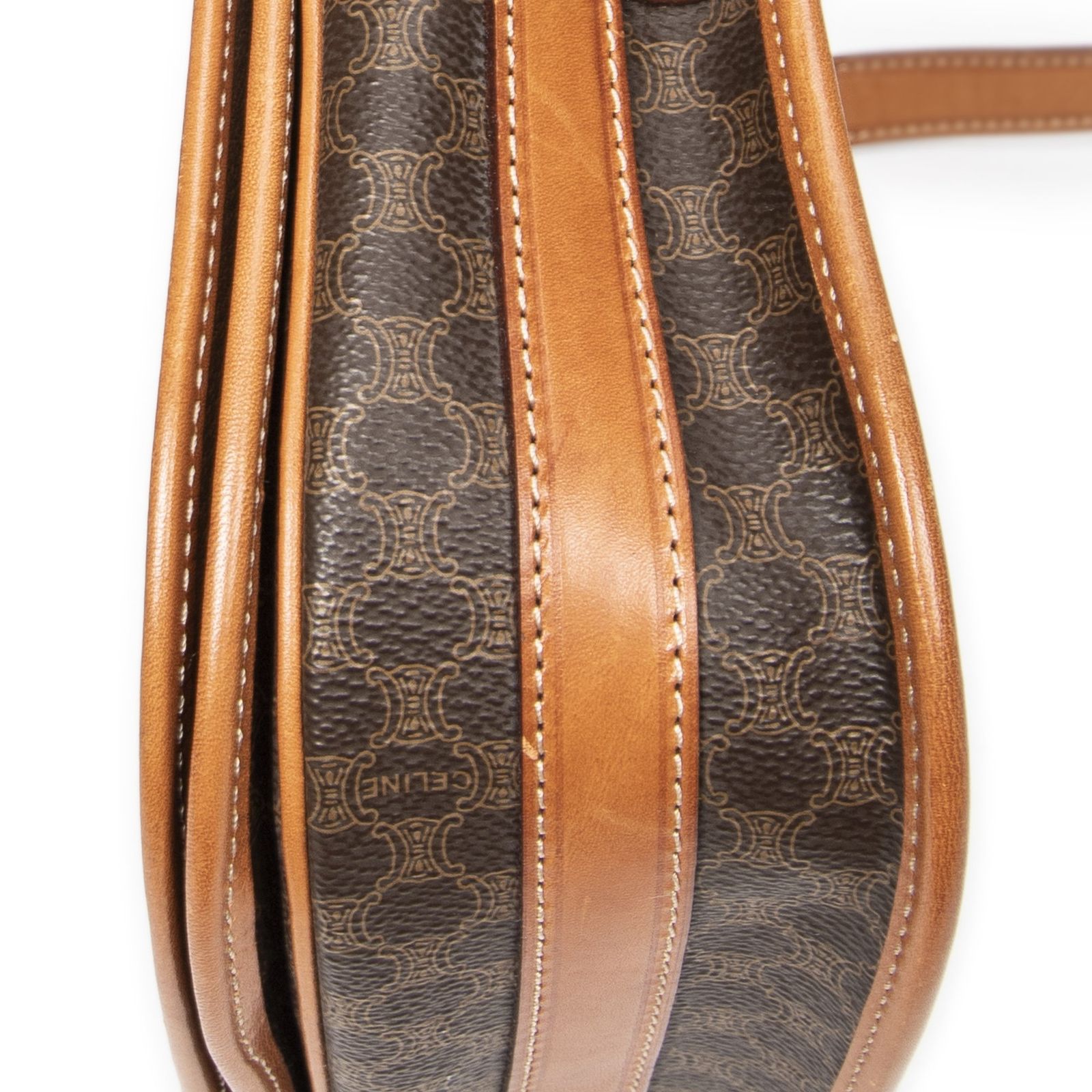 クロスボディ茶色マカダムPVCキャンバスA