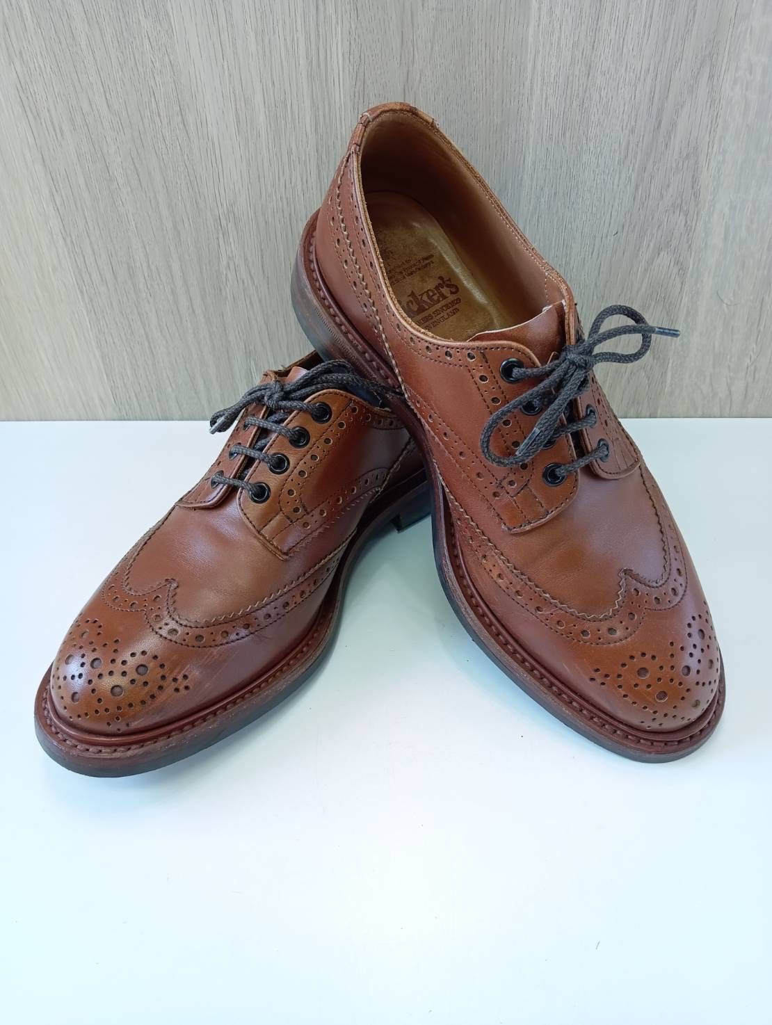 品 Tricker s トリッカーズ ブラウン ビジネスシューズ 革靴 9-5 現状品
