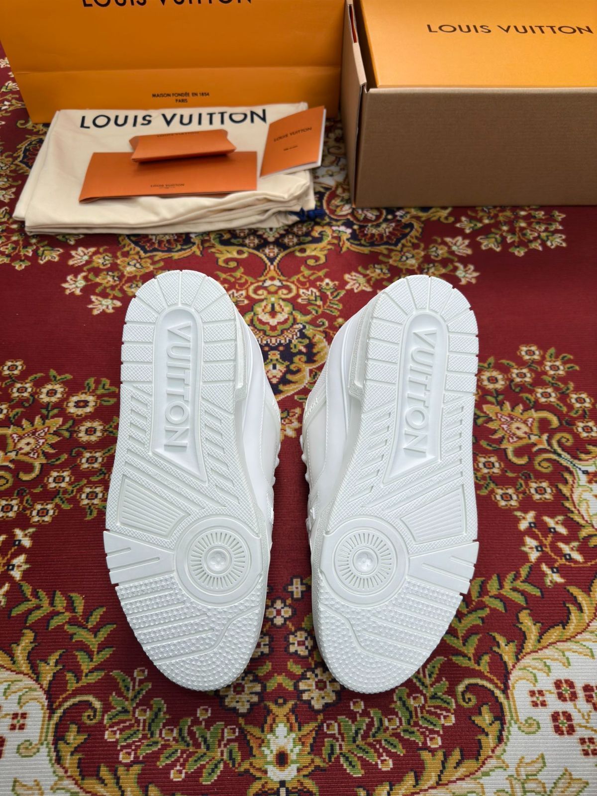 Vuitton