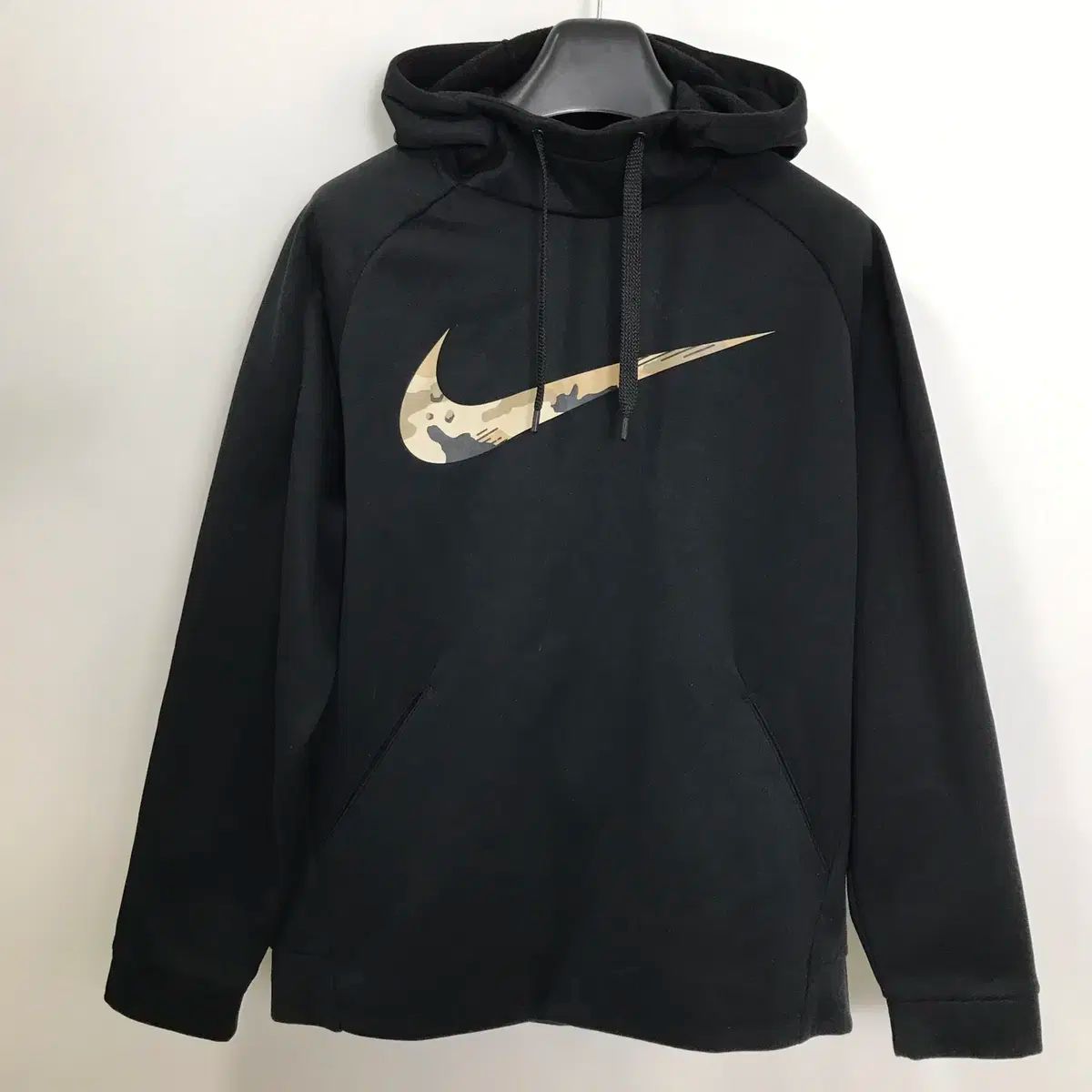 Nike(ナイキ） カモフラ サーマフィット フード付きTシャツ XL