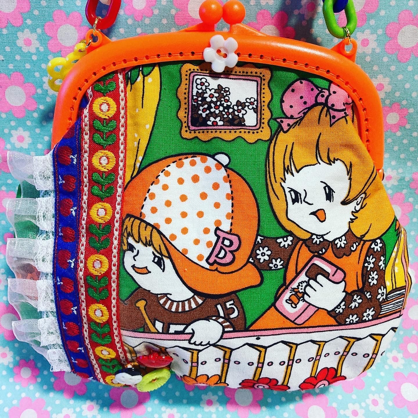ビーズバッグ  がま口　昭和レトロ　ヴィンテージ  ポーチ ハンドメイド☆昭和レトロ ヴィンテージ がま口ポーチ - メルカリ