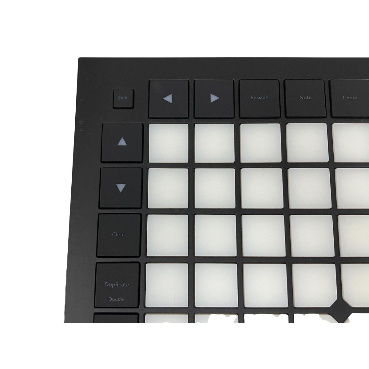 ベルト NOVATION Launchpad Pro USB MIDI コントローラー パッド 音響機器 ノベーション O10517551 残りわずか