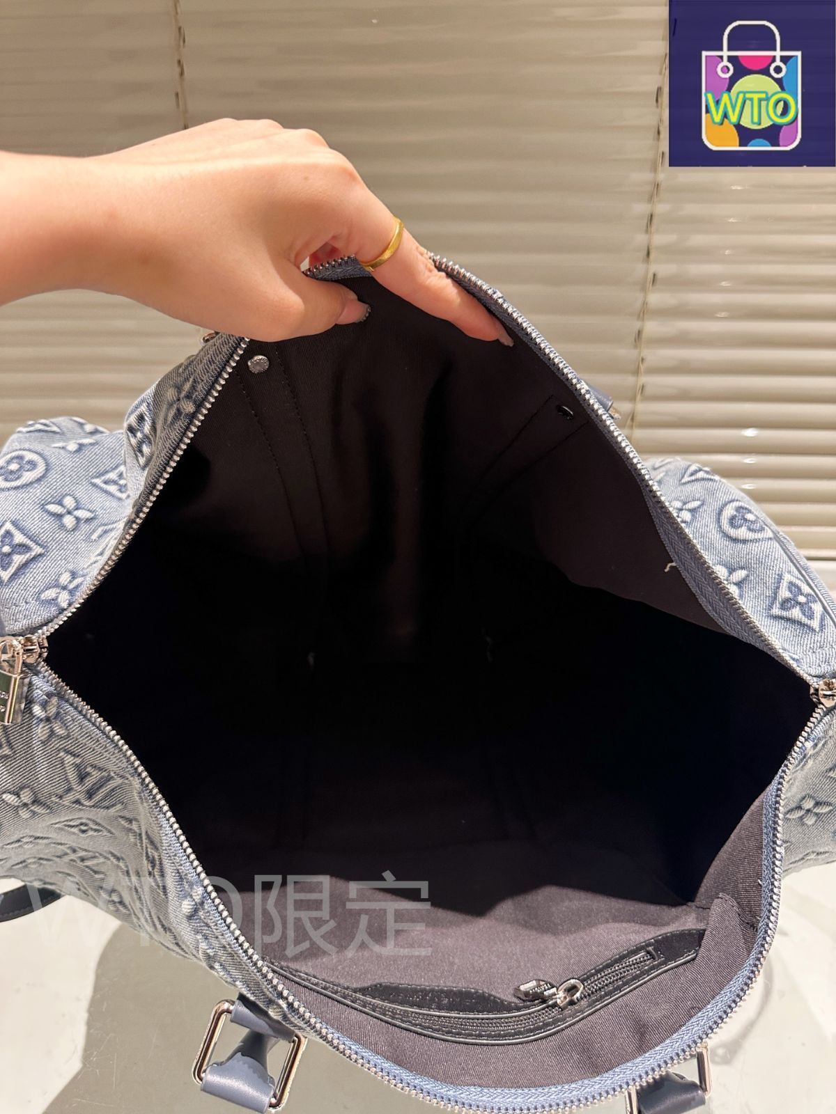 今日特価】Louis Vuitton ルイヴィトン キーポール バンドゥリエ