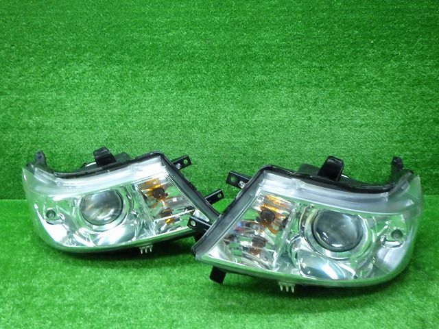 スズキ MH23S スティングレー ヘッドライト左右 HID 100-59191 ハ