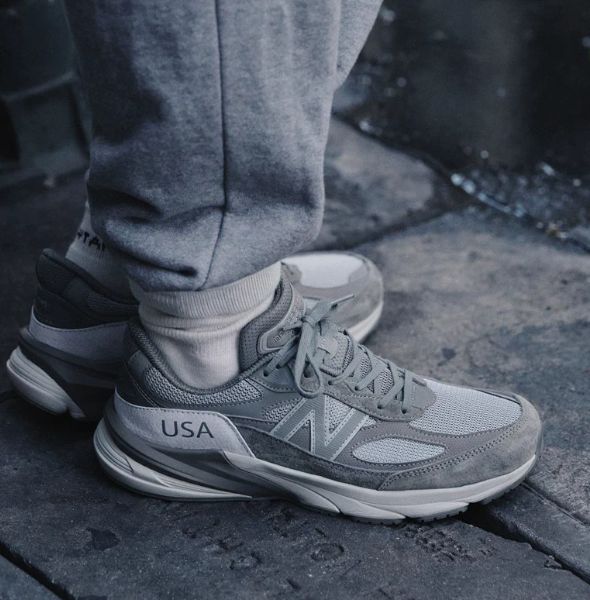 WTAPS x NEW BALANCE 990V6 スニーカー 231NBNBD-FW01S - メルカリ