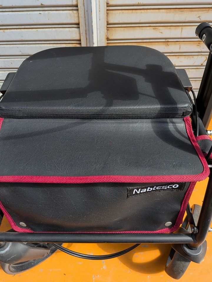 ワケアリ 前腕支持型歩行車