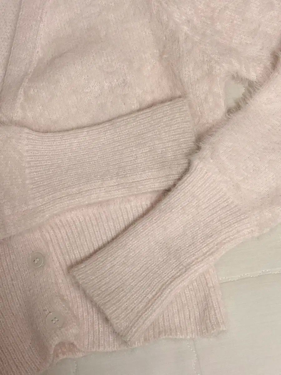 最終大幅値下げ。 クライシエ コットンキャンディー Vネック カーディガン 尊敬