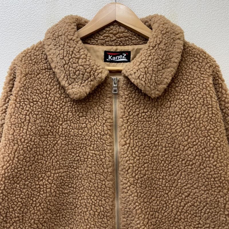 KaneZ ケインズ ジャケット 上着 ジャンパー ブルゾン ロゴ 刺繍 オーバーサイズ ボア シェルパ フリース