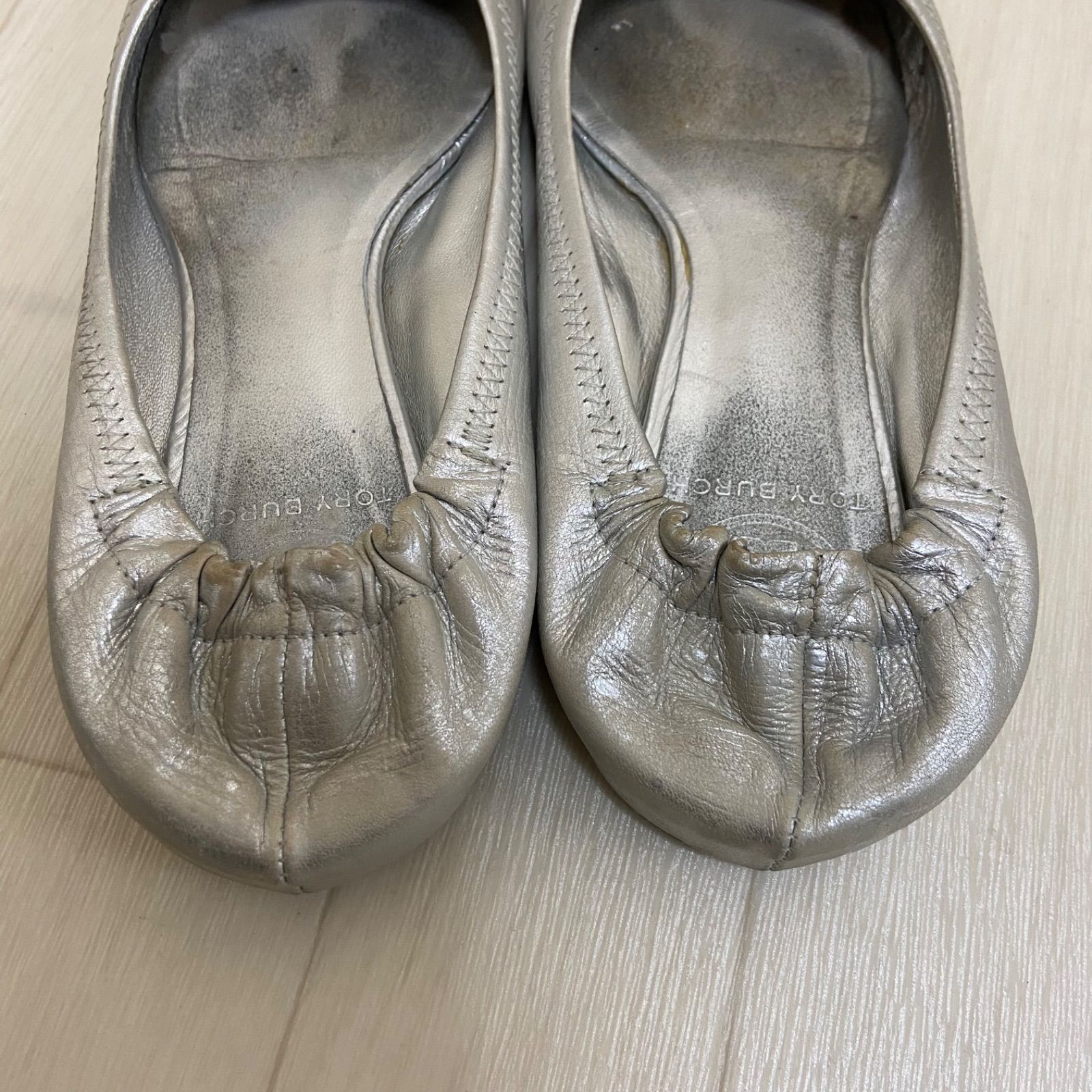 極美品　Tory Burch トリーバーチ フラットシューズ シルバー22.5 シルバー（銀色）系 22.5cm Tory Burch(トリーバーチ) フラット