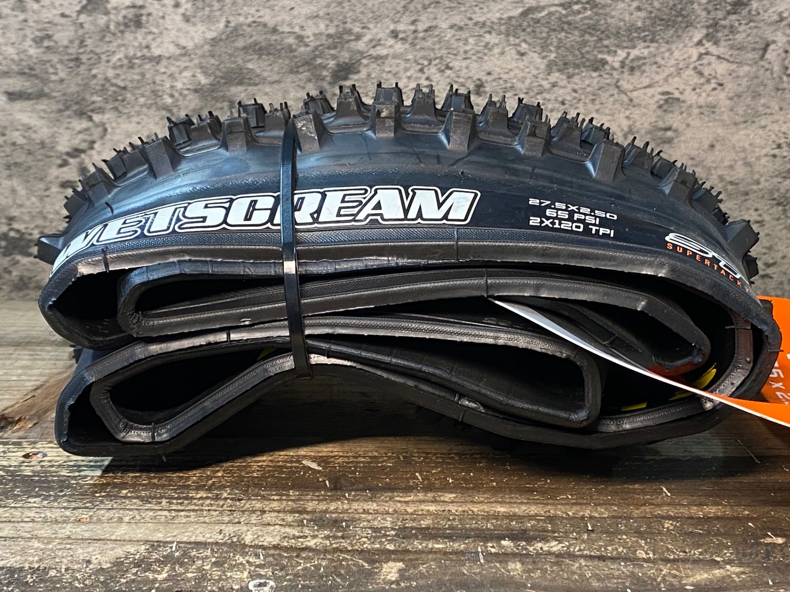 IR397 マキシス MAXXIS WETSCREAM クリンチャータイヤ 27.5X2.50 
