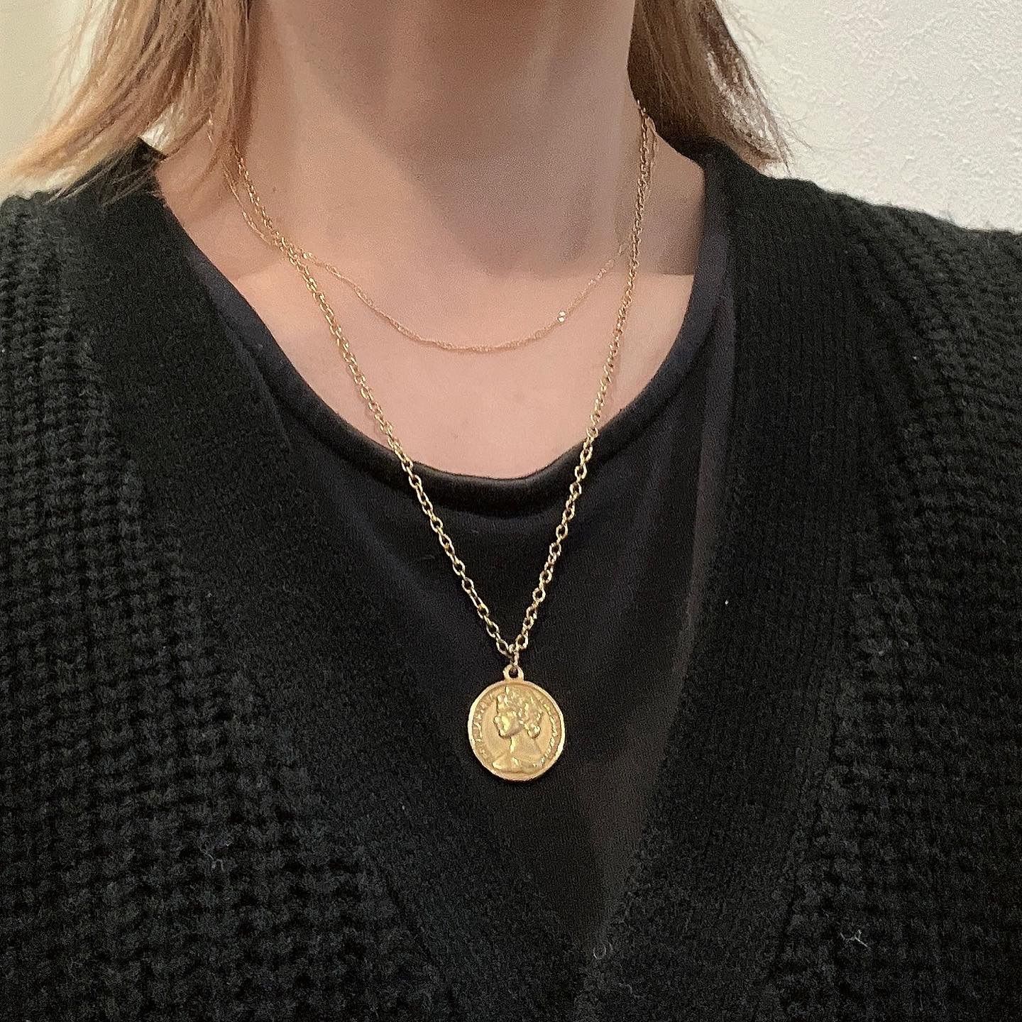 人気 トレンド ゴールド コインネックレス 金属アレルギー対応 - メルカリ
