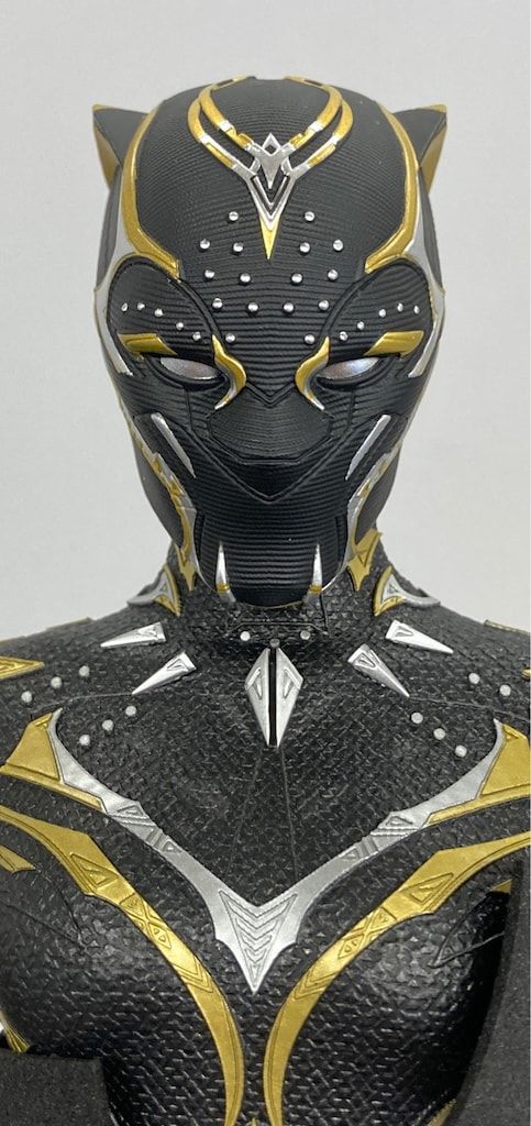 | BLACK