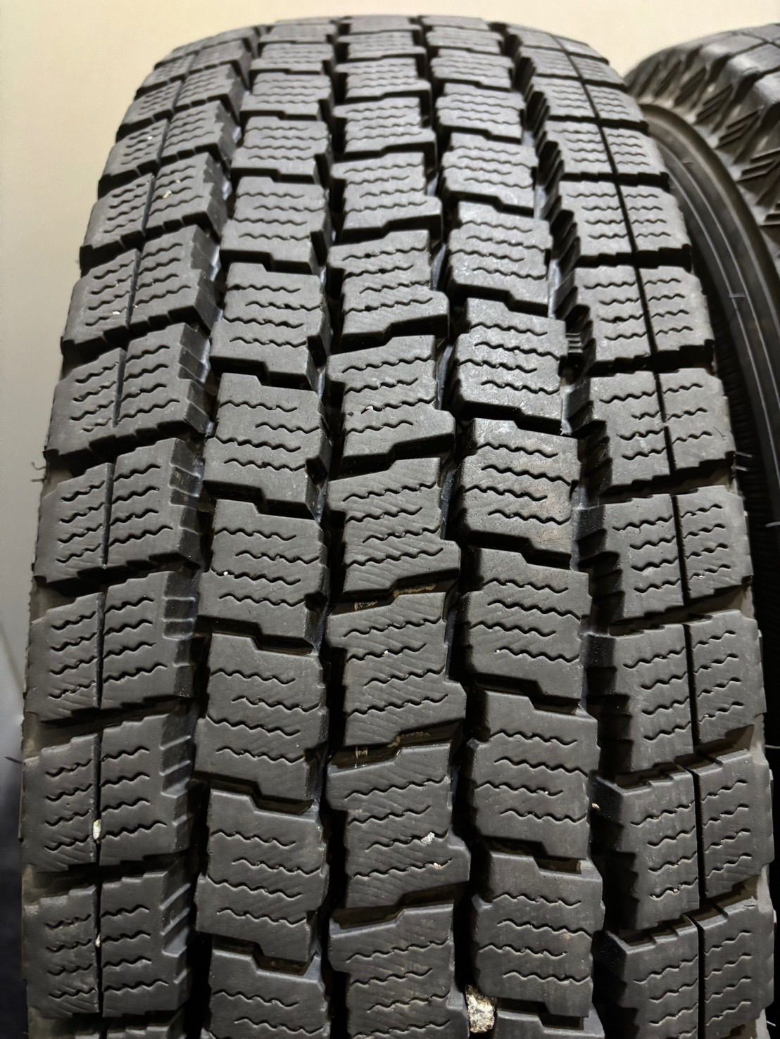 15インチ 6J