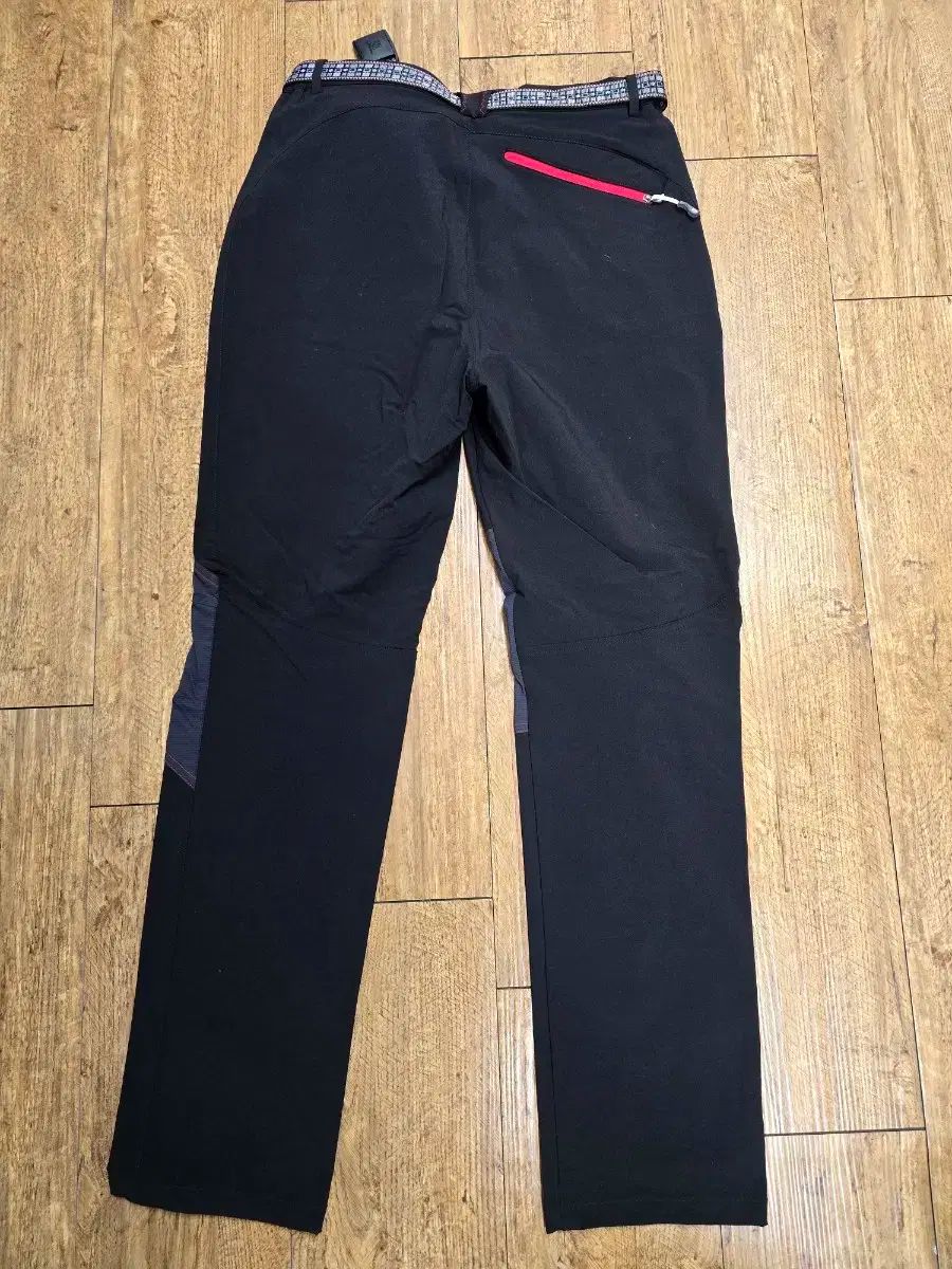 ブラックヤク 登山パンツ