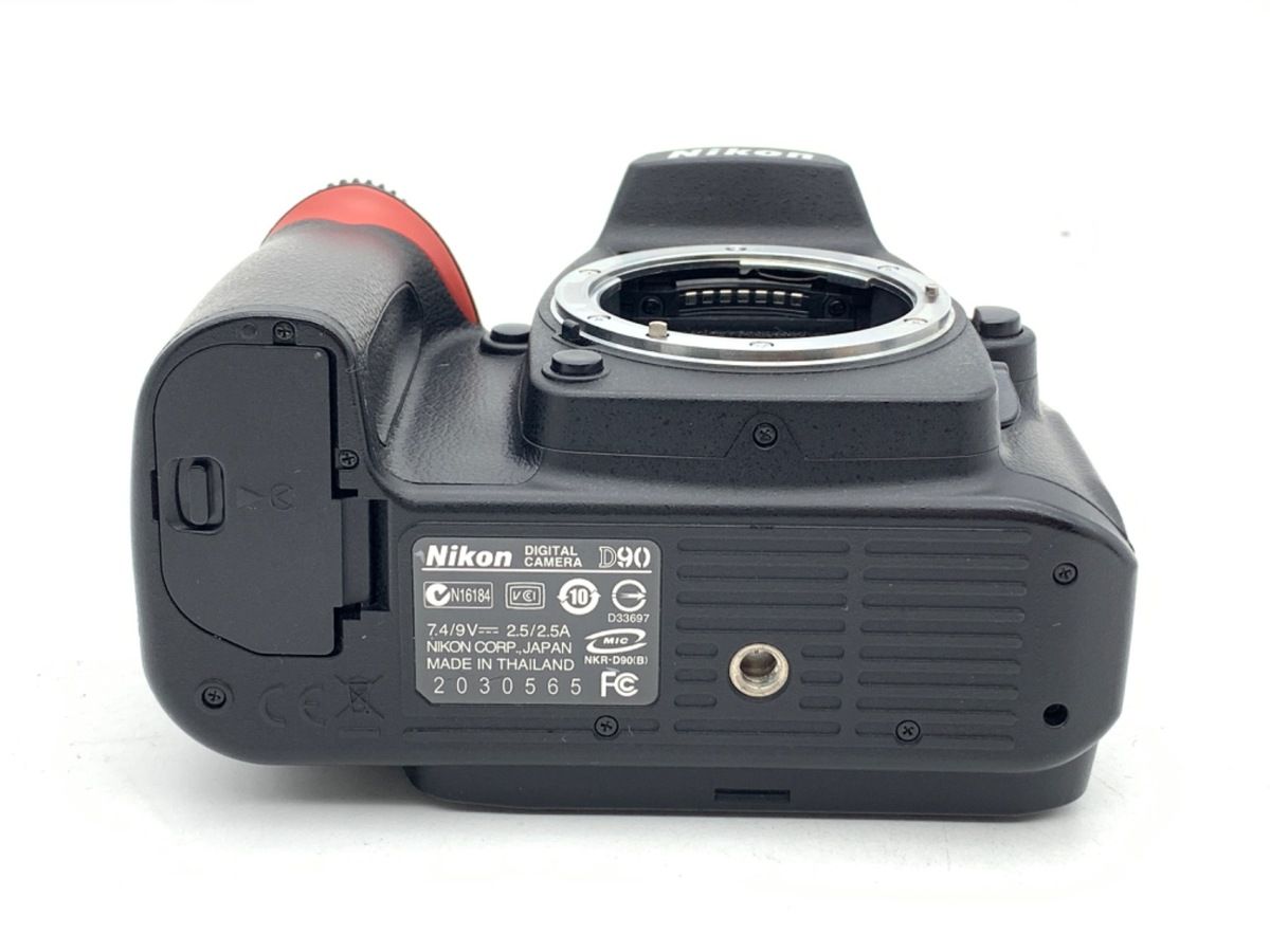 D90
