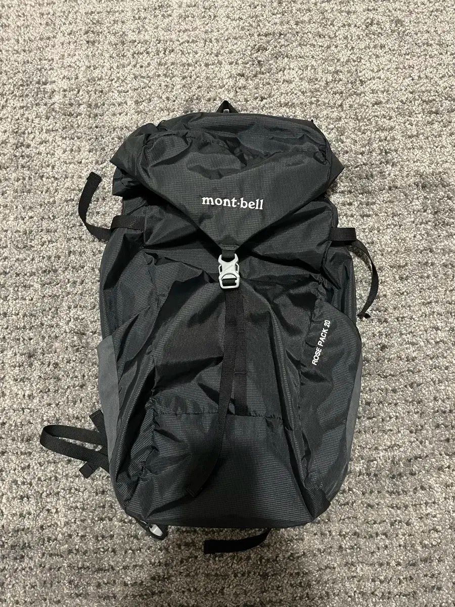 mont-bell モンベル ロード ブラック 20L