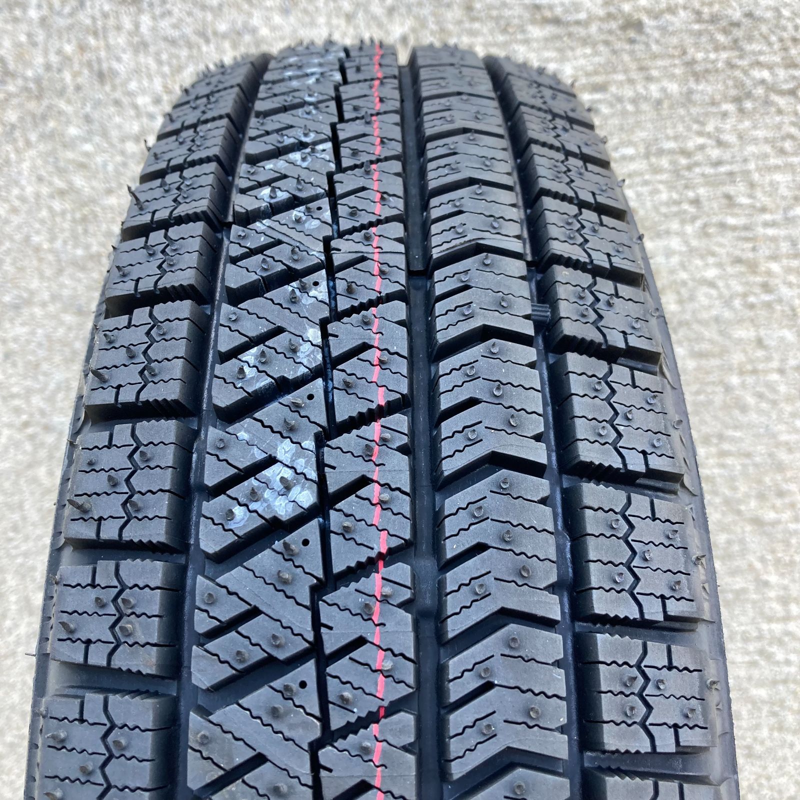 155/65R14 スタッドレスタイヤ 新品 4本セット ブリヂストン 