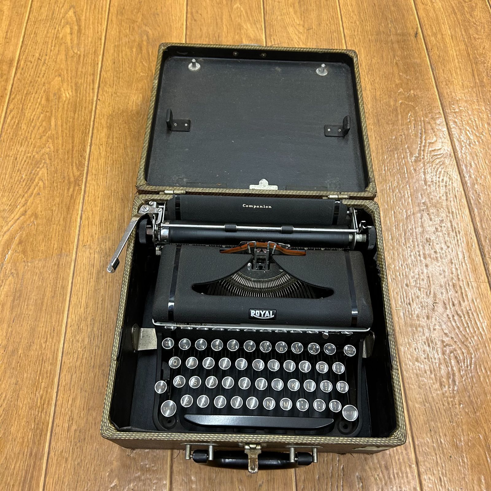 ROYAL ロイヤル タイプライター 箱付き companion /USA ディスプレイ 