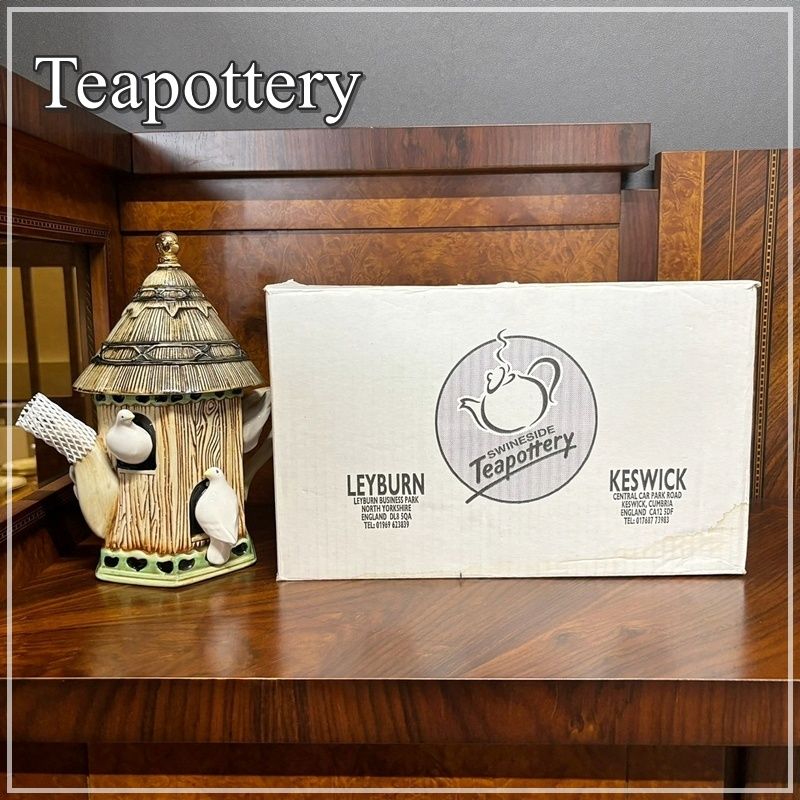 イギリス製 ヴィンテージ 陶器製ポット ハト 小屋 金彩 Teapottery ティーポッタリー 英国 ティーポット 鳥 トリ オシャレ ユニーク き RU1119-2