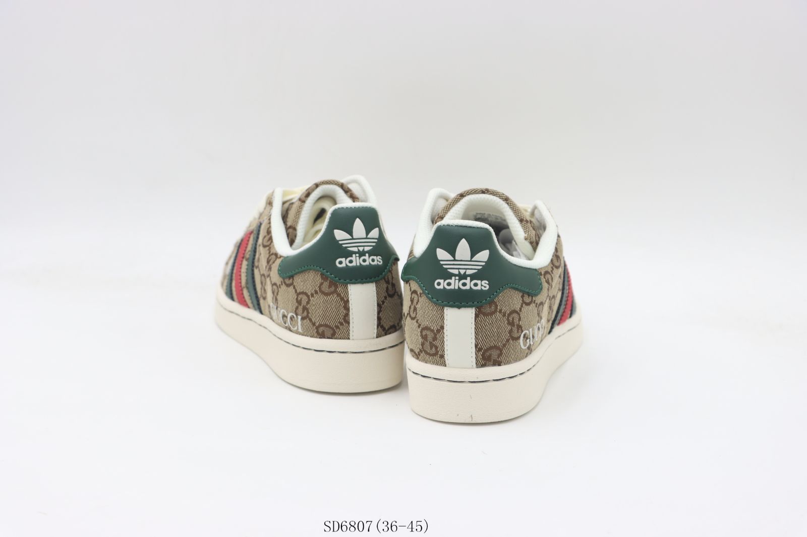 ブラウングリーングッチ