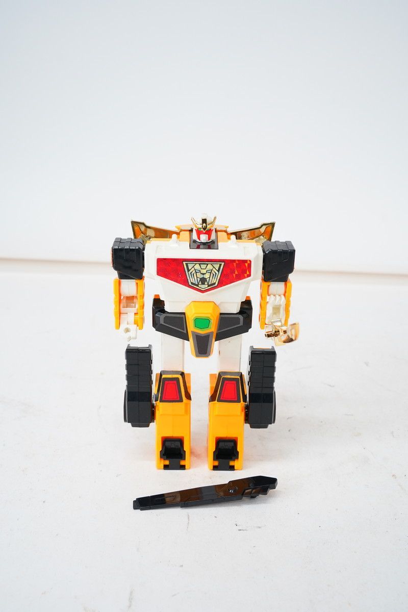 TOMY 元気爆発 ミラクルチェンジ ガンバルガー ゴウタイガー 1982 7.552 △ TOMY 元気爆発 ミラクルチェンジ ガンバルガー ゴウ