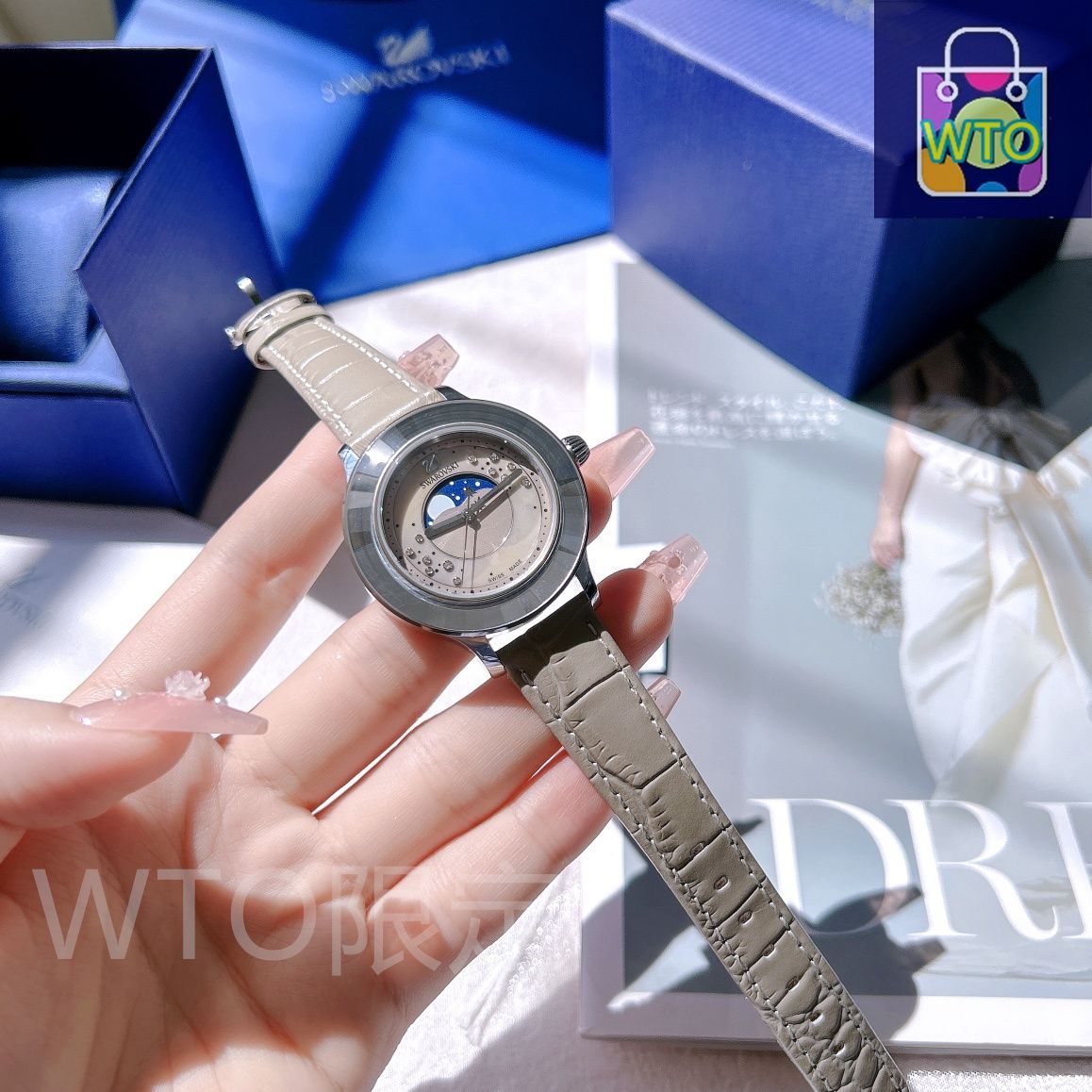 K*i様 スワロフスキー　腕時計　ゴールド　値下げ K*i様 スワロフスキー 腕時計 ゴールド 値下げ SWAROVSKI