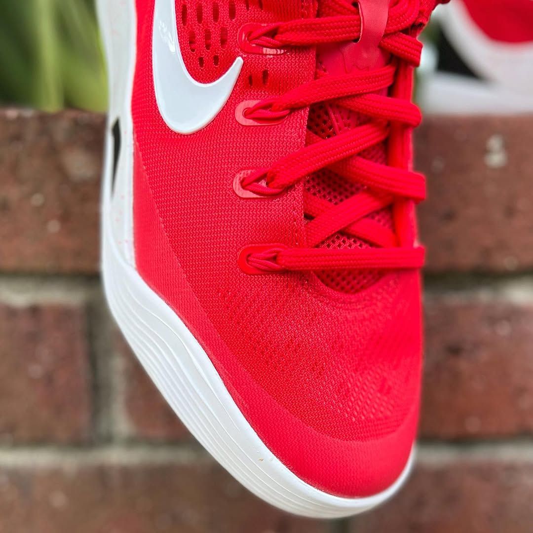 NIKE KOBE 9 EM LOW PROTRO GS ナイキ コービー 9 プロトロGS 【BOY'S