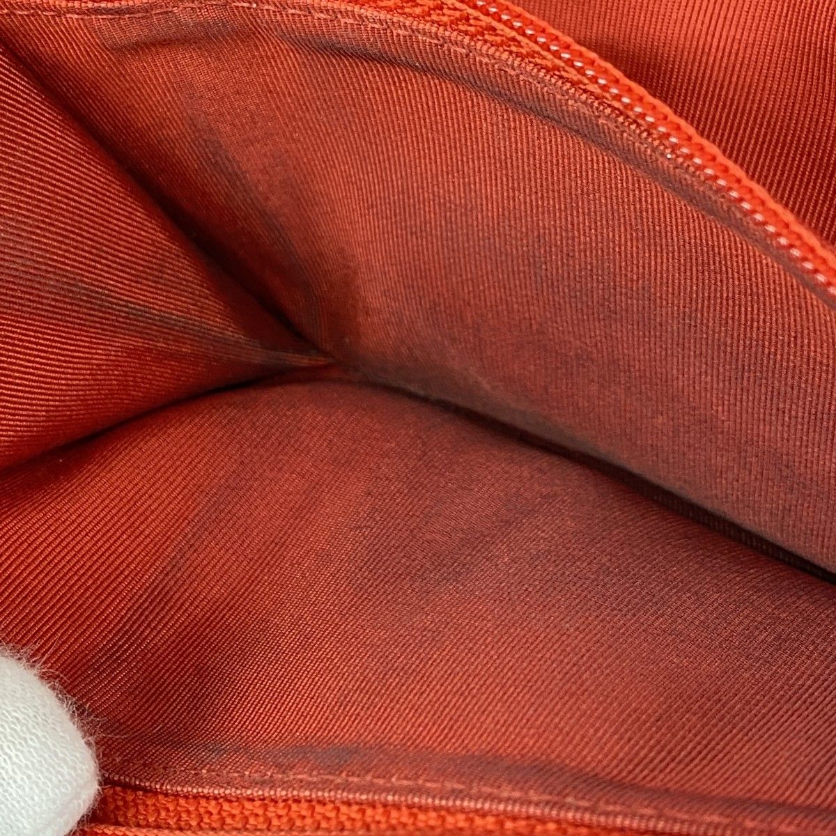 5hb1022-h】シャネル 長財布 マトラッセ ラムスキン レッド シルバー  