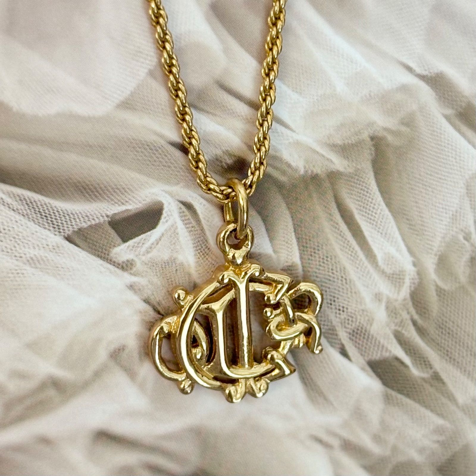 ✨️極美品✨️Christian Dior ディオール ロゴ ゴールド ネックレス 極美品】クリスチャンディオール ネックレスCDロゴハート