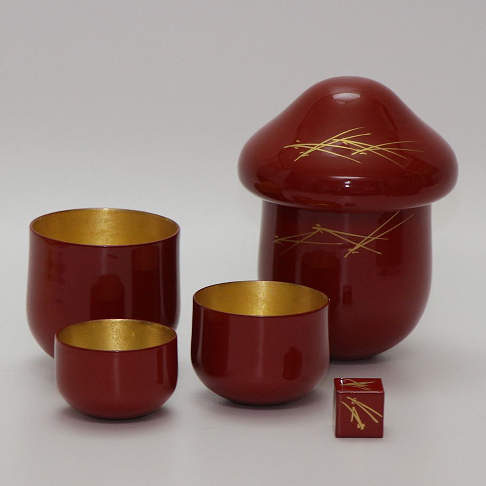 昭和レトロ 盃 杯 3段盃 祝い盃 漆器 酒器 金華山 松竹梅 3杯セット 漆芸 昭和レトロ 盃 杯 3段盃 祝い盃 漆器 酒器 金華山 松竹梅 3杯