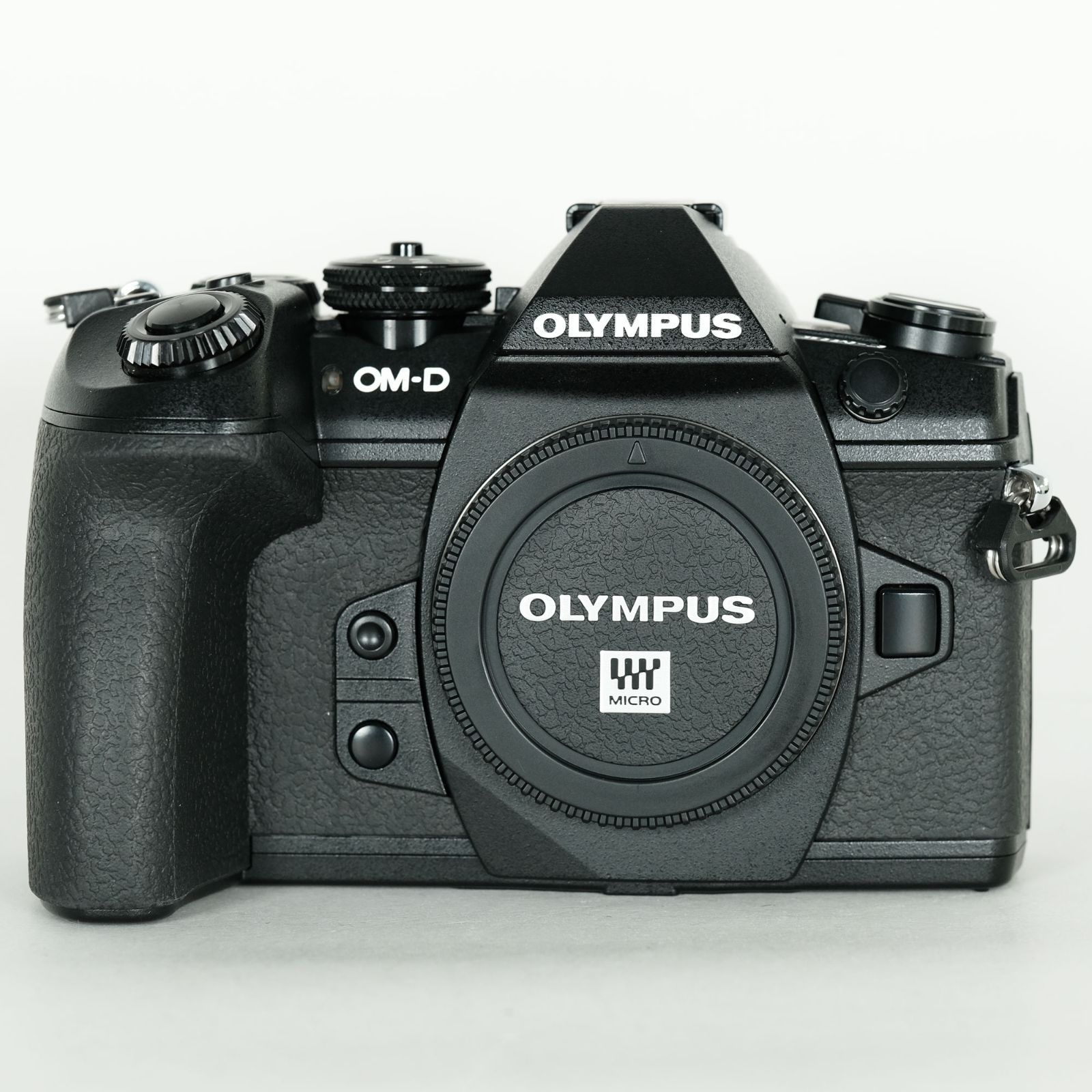 美品｜シャッター数7,560回｜バッテリー3個] OLYMPUS OM-D E-M1
