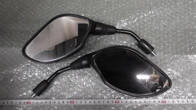 PCX ESP　JF56-1217xxx　の　ミラー左右　M10　傷　:#1709258557