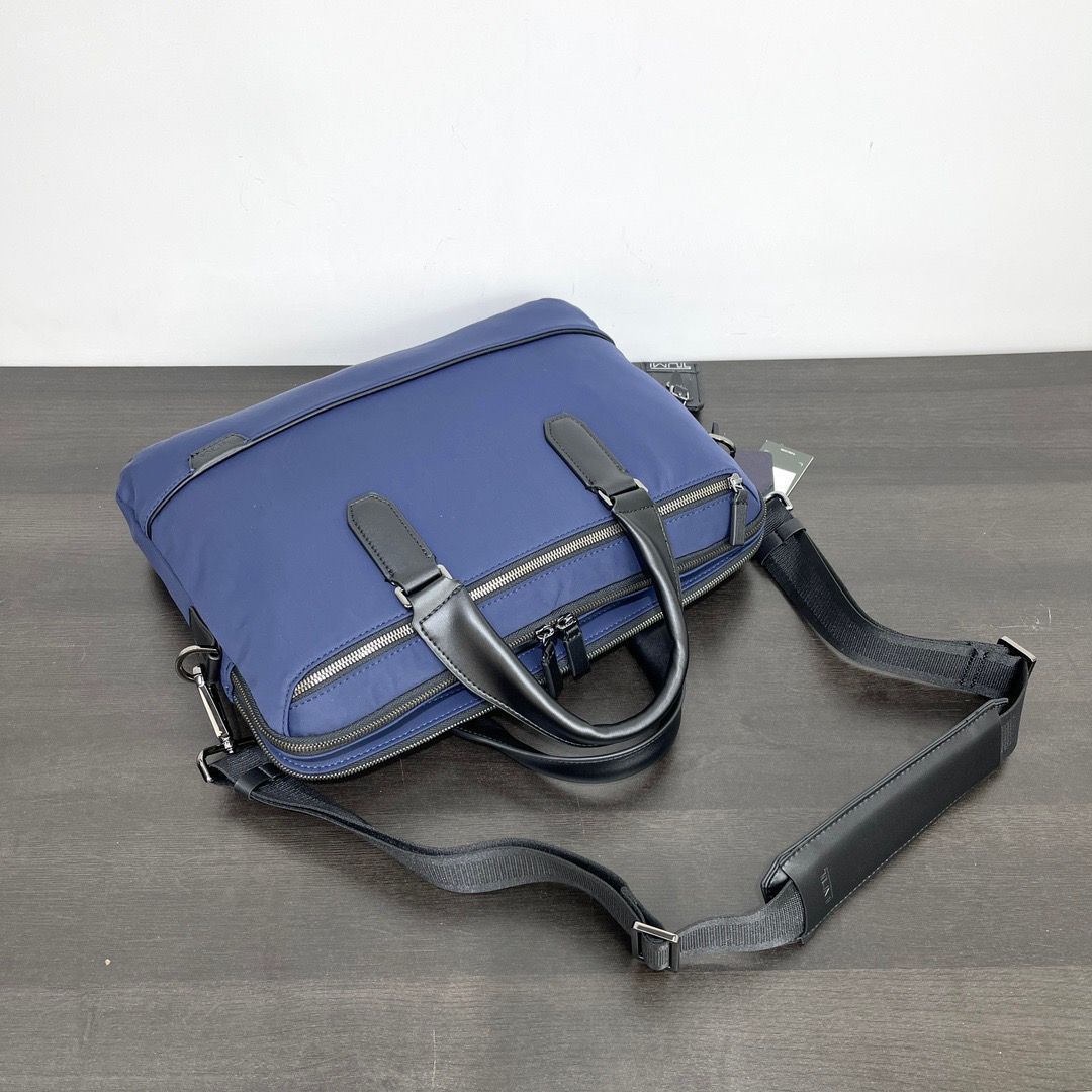 楽天市場】トゥミ TUMI HARRISON 「シカモア」スリム・ブリーフ Black ハリソン 14インチ ノートPC収納 通勤 6602000D  : daily-3